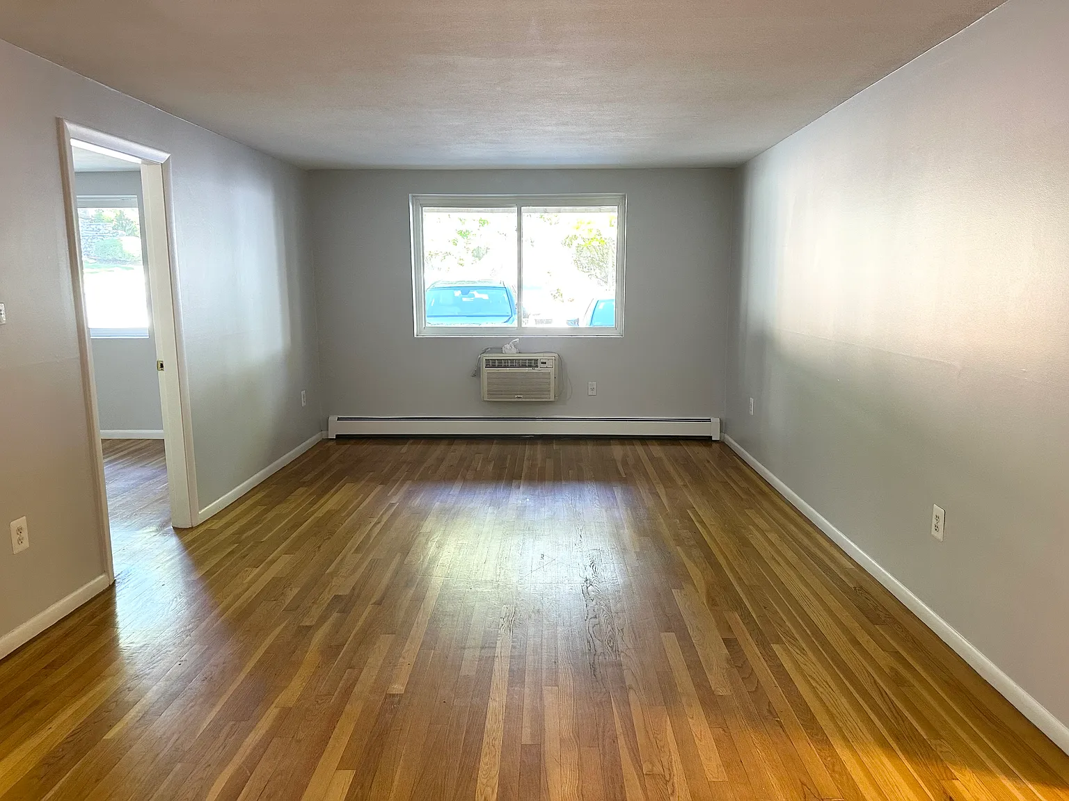 2 bed, 938 sqft, $2,800 — Photo 4