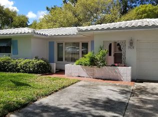 9428 141st St, Seminole, FL 33776