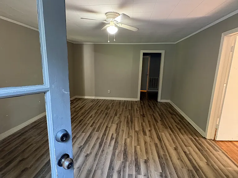 6024 Cunningham St — Photo 8