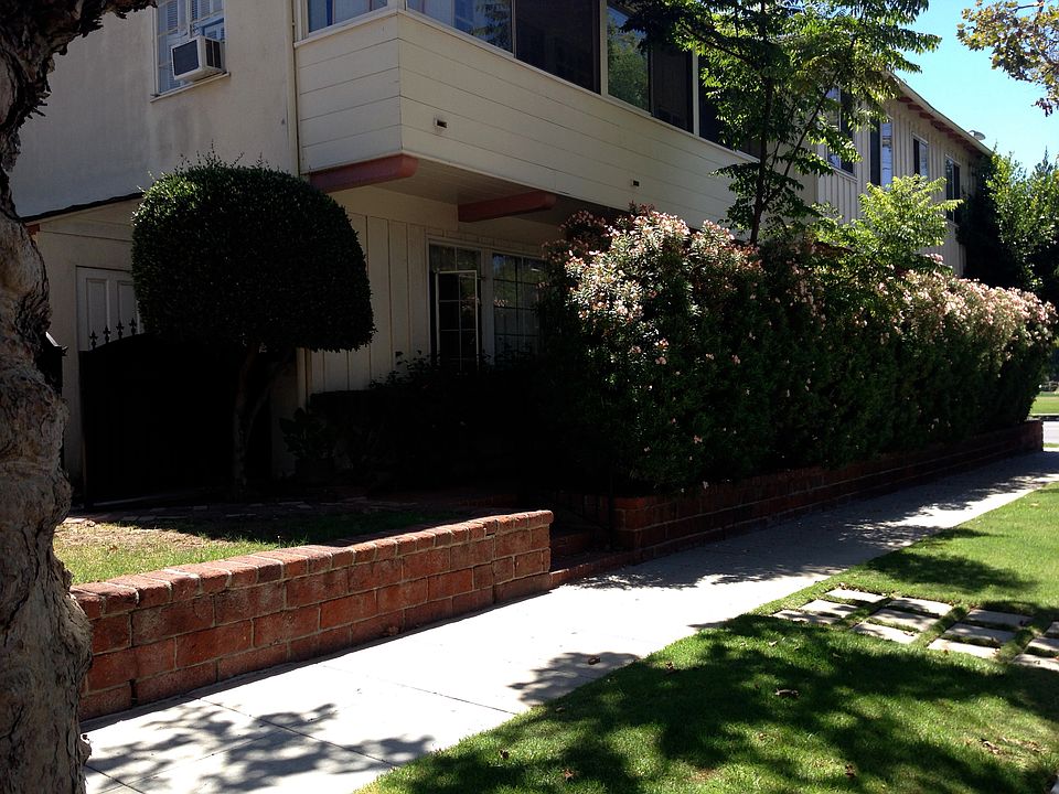 1st image of 356 S Linden Dr