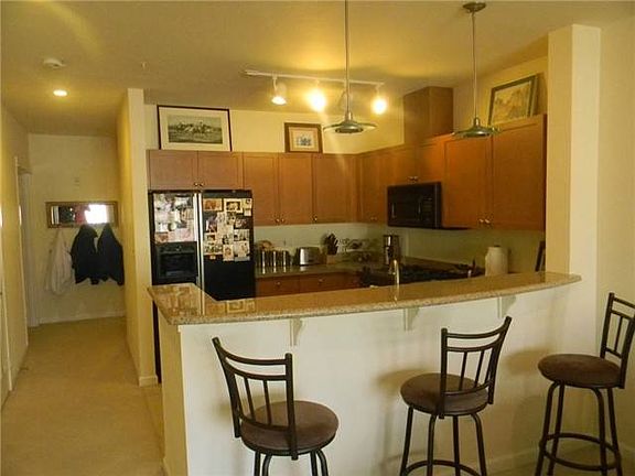2nd image of 900 Aurora Ave N APT 402