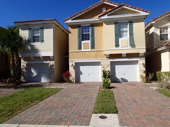 1011 Pipers Cay Dr, West Palm Beach, FL