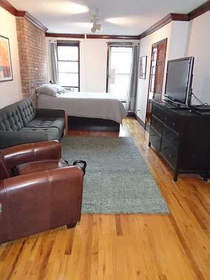 Rented by Metropolitan Equities | media 1