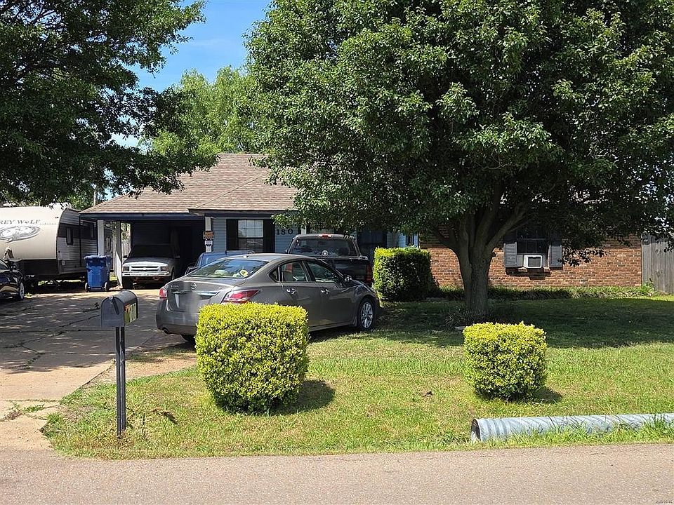 1st image of 180 S Gosnell St