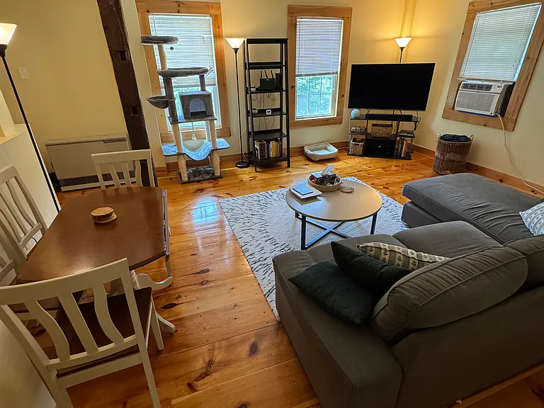 107 Middle St #2 — Photo 18