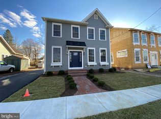 2 New St, Chesterfield, NJ 08515