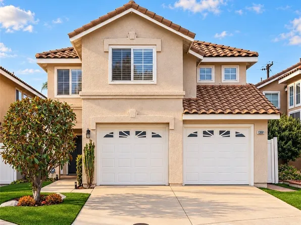 13881 Berrington Ct, Santa Ana, CA 92705