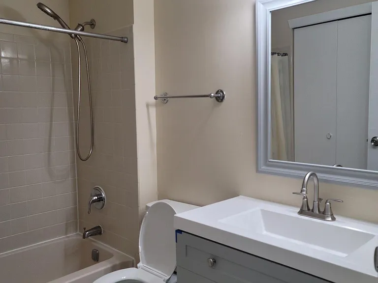 8306 Tamarron Dr — Photo 11