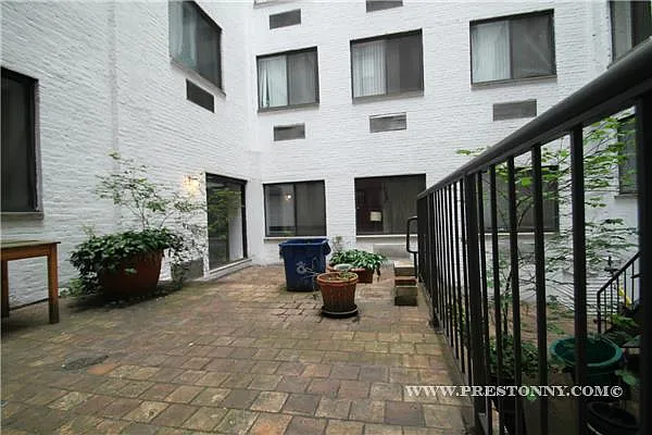 Rented by JM Preston Properties LLC | media 32