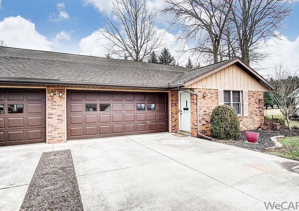 1st image of 650-29 Golden Oaks Dr