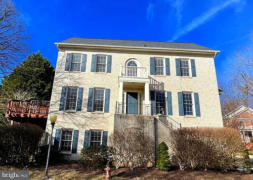1030 Grand Oak Way Photo 1