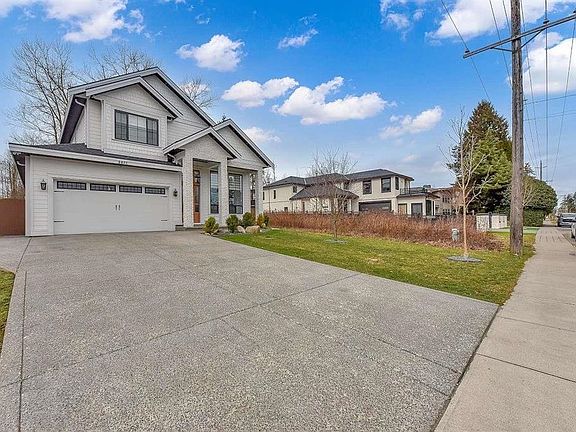 2nd image of 2071 156th St