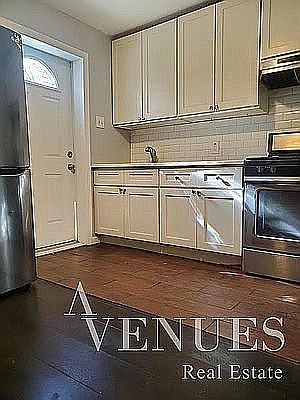 3rd image of 966 Greene Ave #4