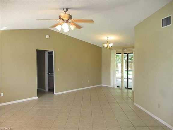 3rd image of 3709 SW 1st Ave