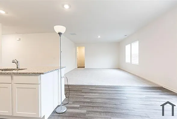 7662 Saffron Ave — Photo 1