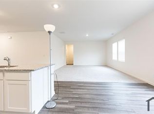 7662 Saffron Ave, Covington, GA 30014