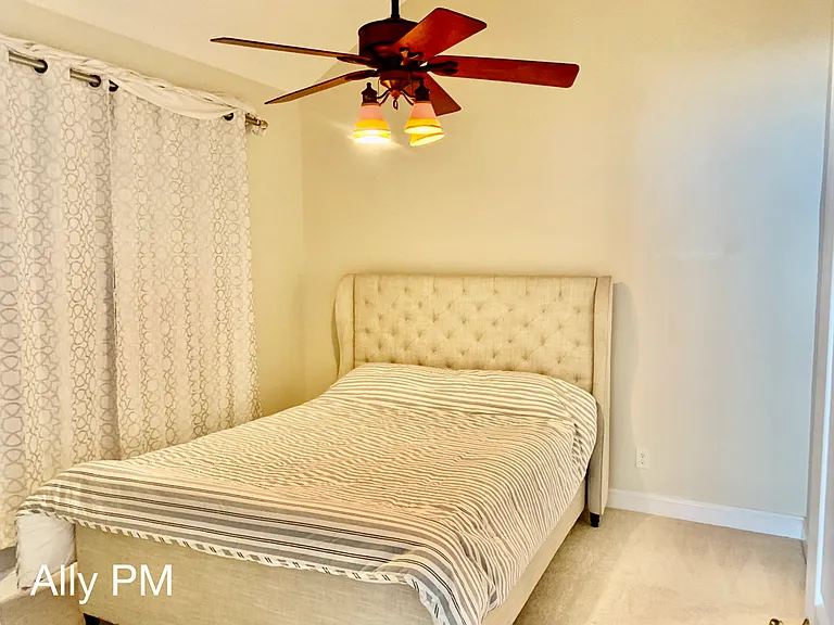 1052 Glenwood Station Ln #1 — Photo 7
