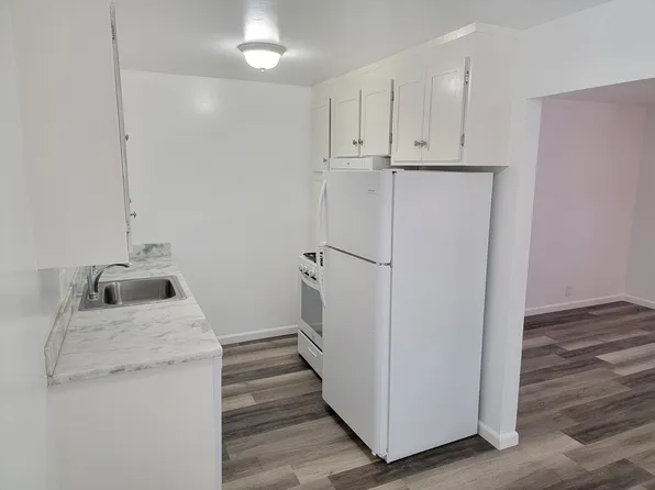 2405 F St, Sacramento, CA