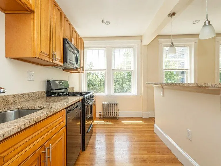 286 & 288 Chestnut Hill Avenue — Photo 29