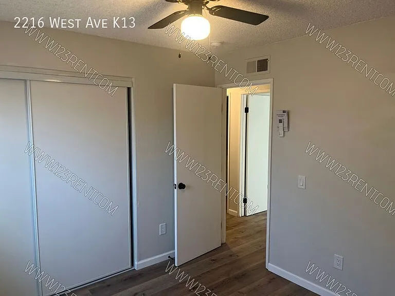 2216 W Avenue K13 — Photo 10