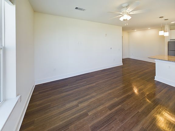 2nd image of 575 Quinn Ln #16-104
