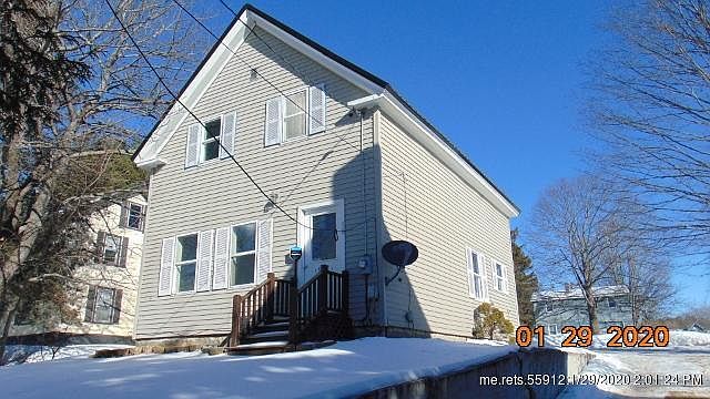 2nd image of 18 Pleasant St