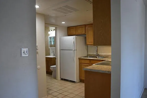 1514 W Palmer Dr — Photo 3