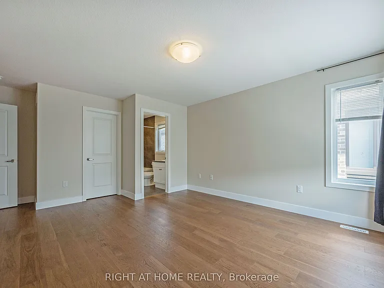 1960 Dalmagarry Rd #34 — Photo 22