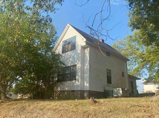 111 N 3rd St, Black Rock, AR 72415