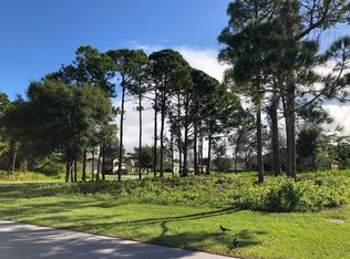 1721 SW Mackenzie St, Port Saint Lucie, FL 34953