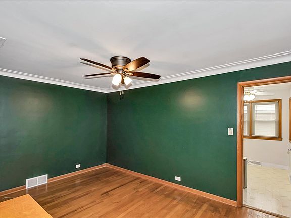 5th image of 4317 Adeline Dr