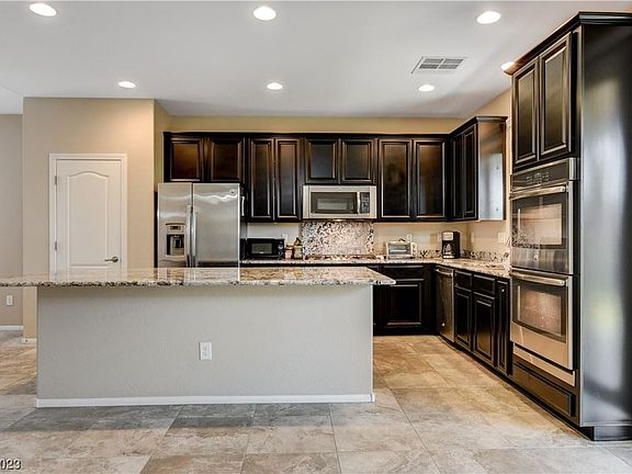 4th image of 7141 Purple Iris Ave