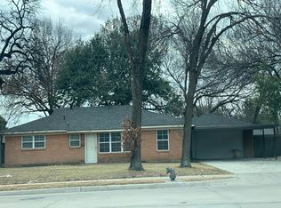 1824 E Grauwyler Rd, Irving, TX 75061