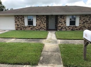 2104 Legend St, Meraux, LA 70075
