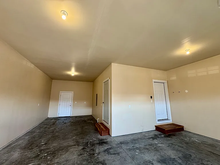 2927 Flurry Ln — Photo 10