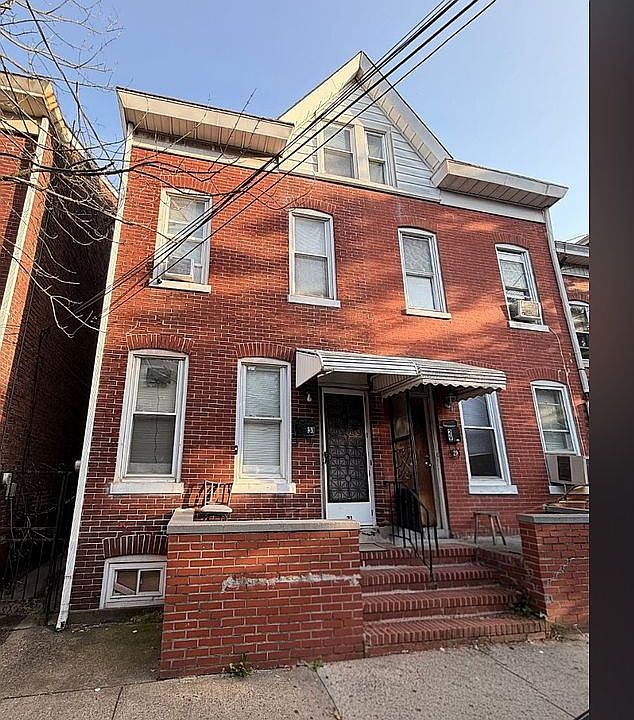 1st image of 31 Charles St