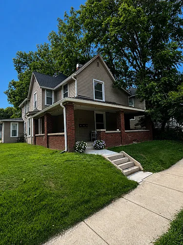 461 Vine St Photo 1