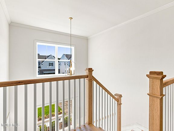 3rd image of 61 Mitchell Court