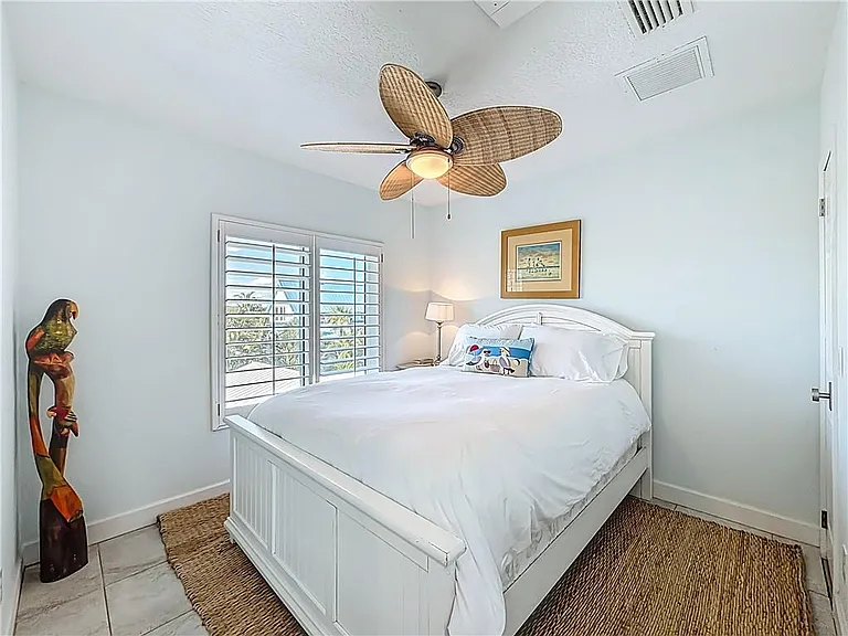 1810 E Sandpiper Rd — Photo 34