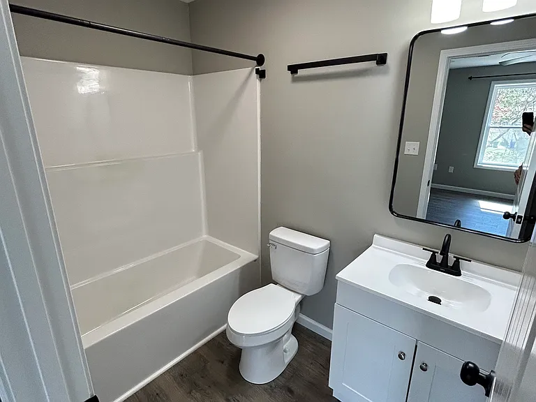 307 Keswick Dr — Photo 13