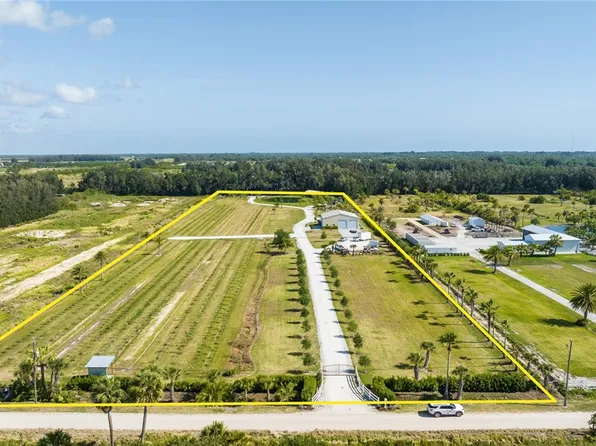 7382 61st St, Vero Beach, FL 32967