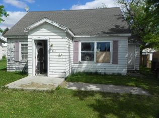 241 4th Ave E, Hunter, ND 58048
