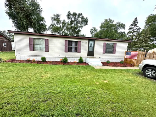 205 N 5th Ave, Woonsocket, SD 57385