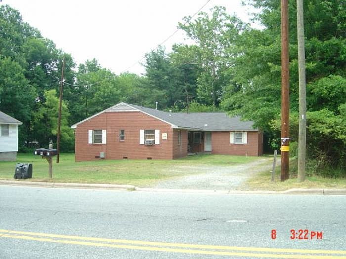 1st image of 2609 E Bessemer Ave