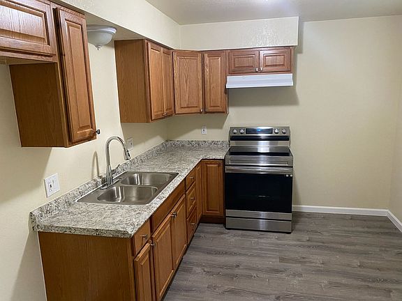 3rd image of 1921-1927 W Princeton Ave #187B7761C