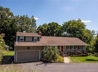 18 Cornwall Rd, Norwalk, CT 06850