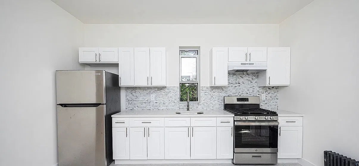 32 Patchen Avenue — Photo 1
