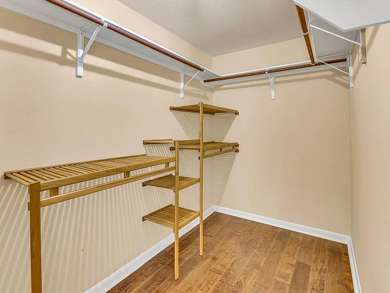 2132 Faldo Ln — Photo 23