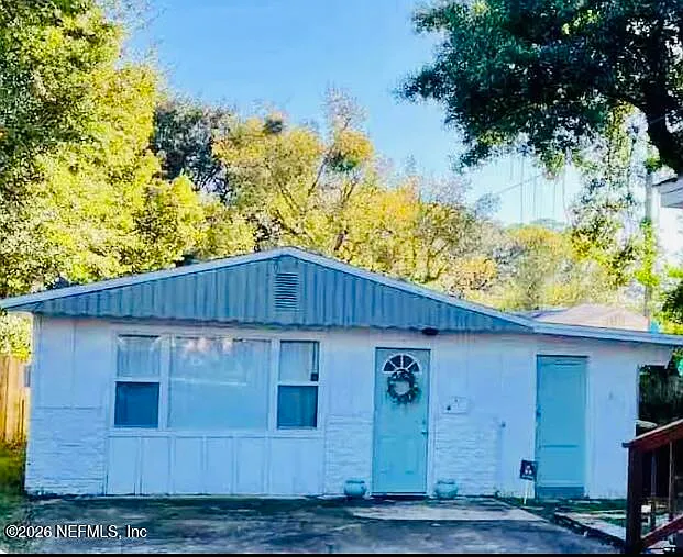 4808 Lawnview St #B — Photo 1