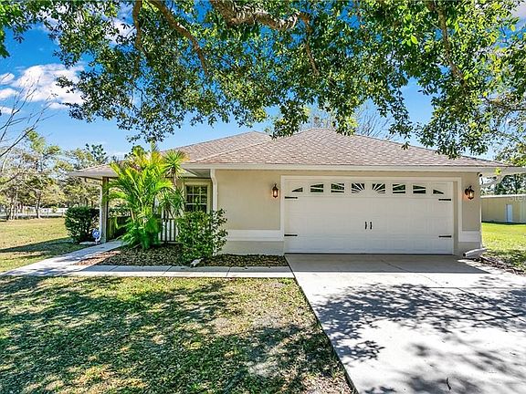 3rd image of 4144 Oakwood Dr
